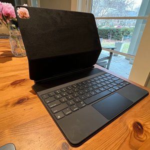 Apple Magic Keyboard for iPad Pro 12.9